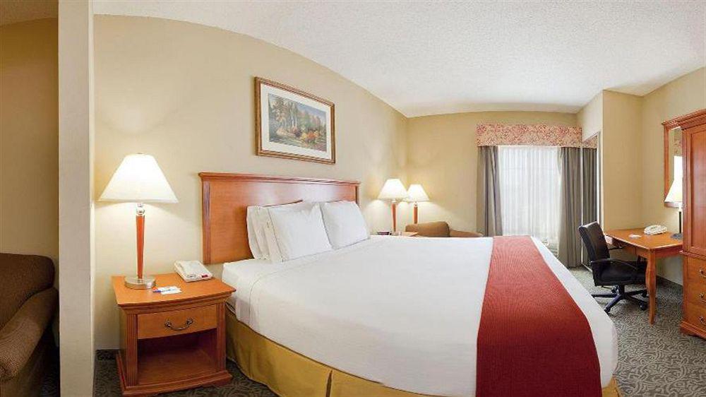 Holiday Inn Express Hotel & Suites Lawton-Fort Sill By Ihg Bagian luar foto