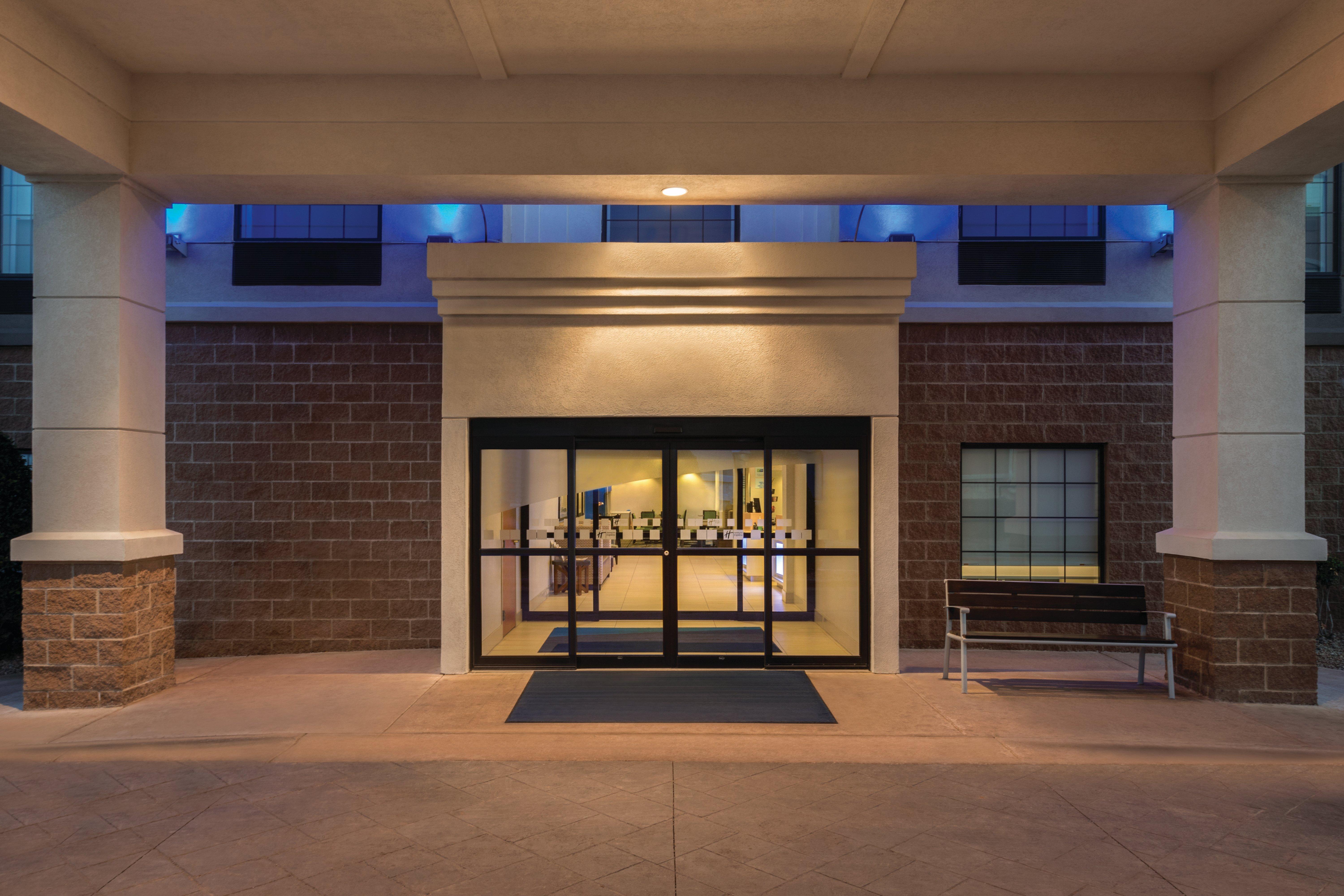 Holiday Inn Express Hotel & Suites Lawton-Fort Sill By Ihg Bagian luar foto