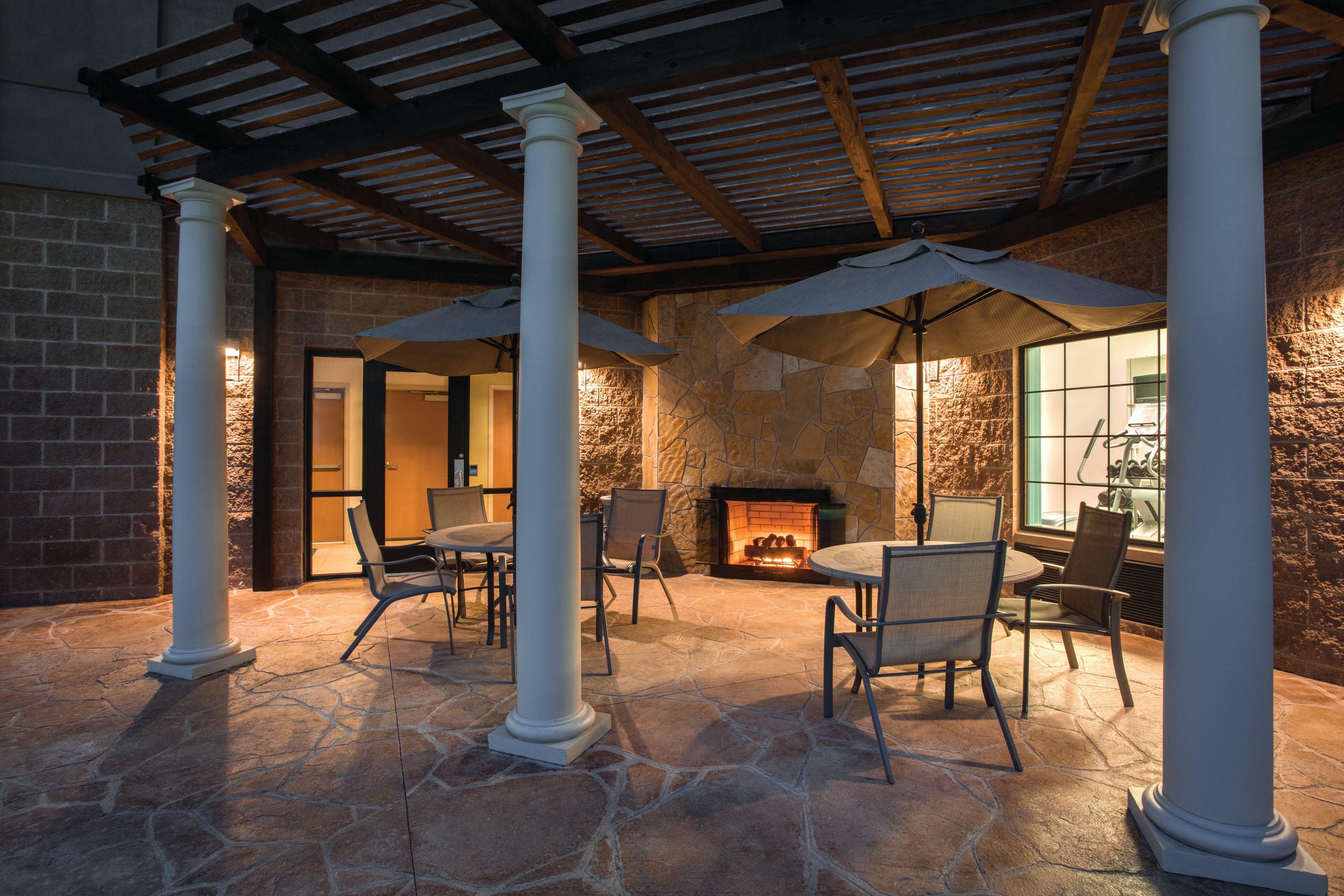 Holiday Inn Express Hotel & Suites Lawton-Fort Sill By Ihg Bagian luar foto